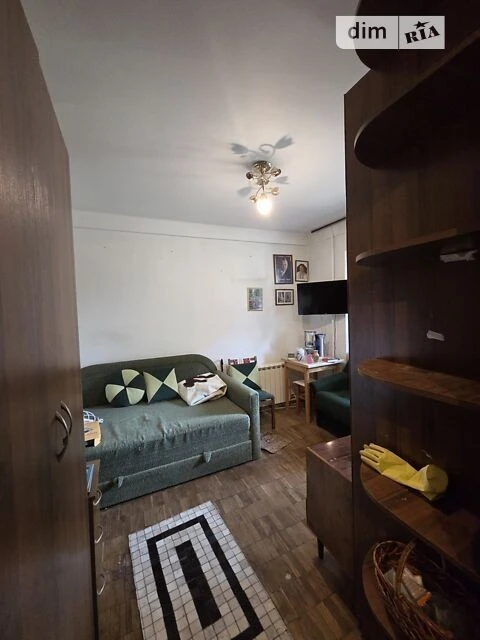 Sale of 1-room apartment 22 sq. m. on Kosmonavta Popovycha 24 st. •