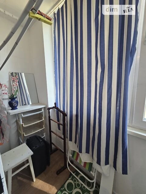 Sale of 1-room apartment 22 sq. m. on Kosmonavta Popovycha 24 st. •