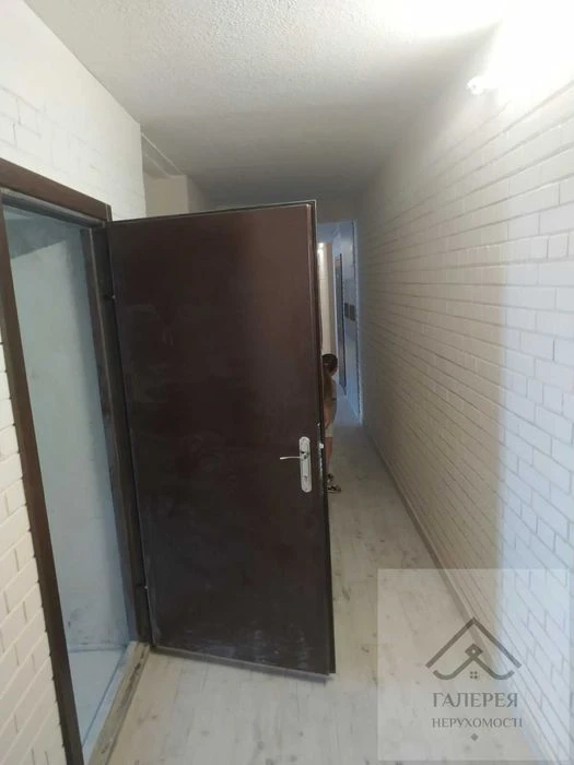 Продаж 1-кімнатної квартири, автономне газове опалення.