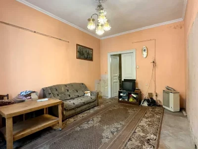 Квартира. Львів, Богдана Хмельницького вул.