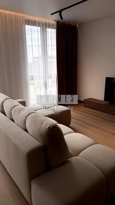 Продаж 2-к квартири ЖК Славутич Осокорки Зарічна 76 кв.м.
