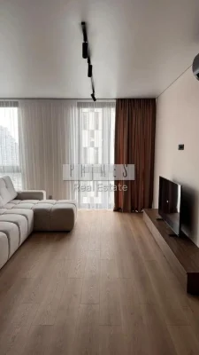 Продаж 2-к квартири ЖК Славутич Осокорки Зарічна 76 кв.м.