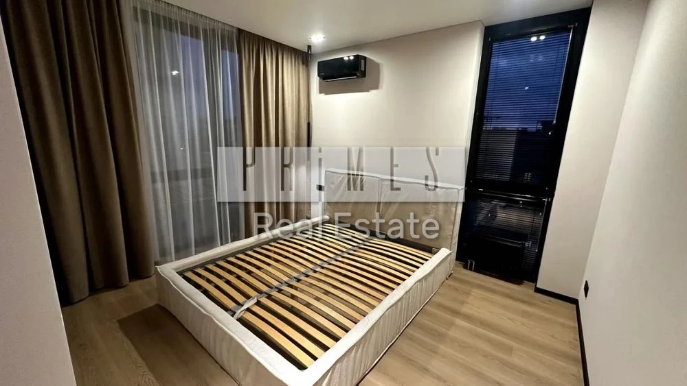 Продаж 2-к квартири ЖК Славутич Осокорки Зарічна 76 кв.м.