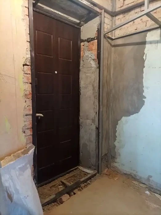 Продам 2 комн квартиру в центре, пр.Яворницкого