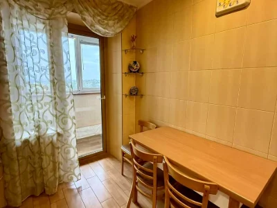 Квартира. Дніпро, Запорізьке шосе