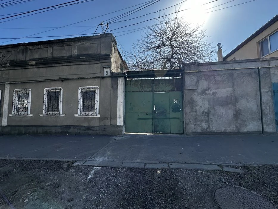 Квартира на земле. Молдованка. Центр.