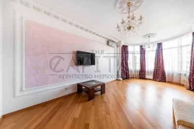 Продаж / Квартира / Шевченківський район / вул. Дмитрівська,