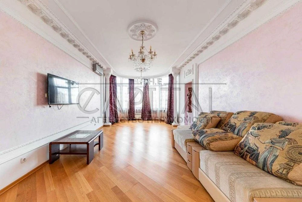 Продаж / Квартира / Шевченківський район / вул. Дмитрівська,