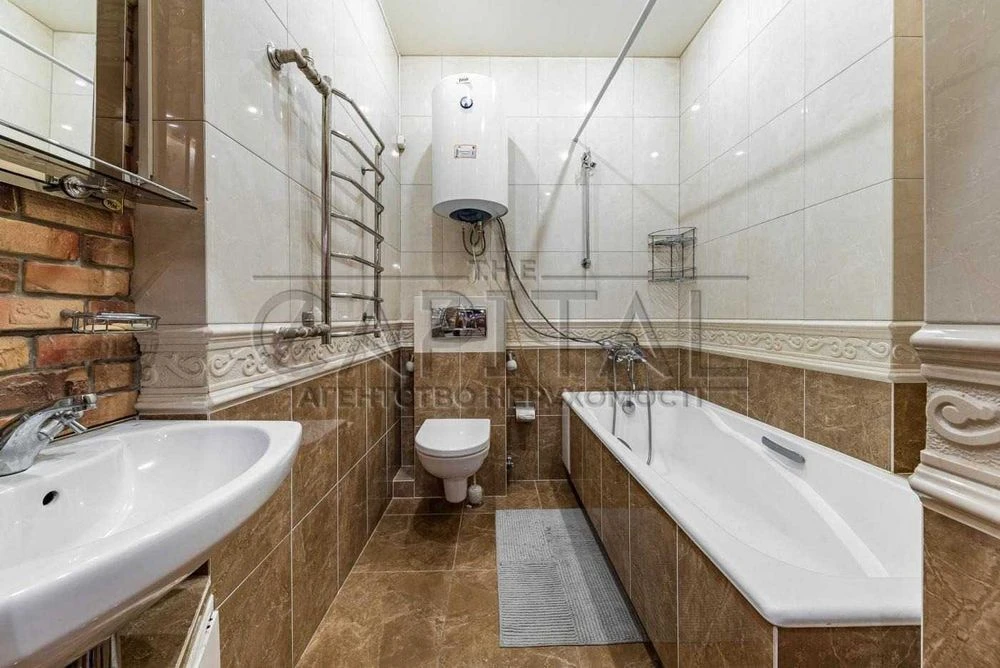 Продаж / Квартира / Шевченківський район / вул. Дмитрівська,
