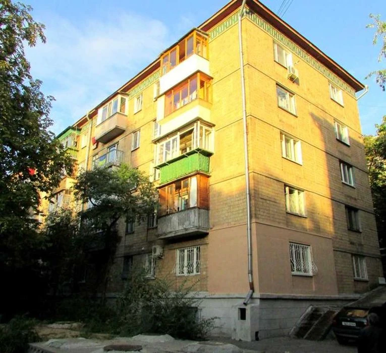 Затишна 1-кімнатна квартира біля парку «Відрадний»