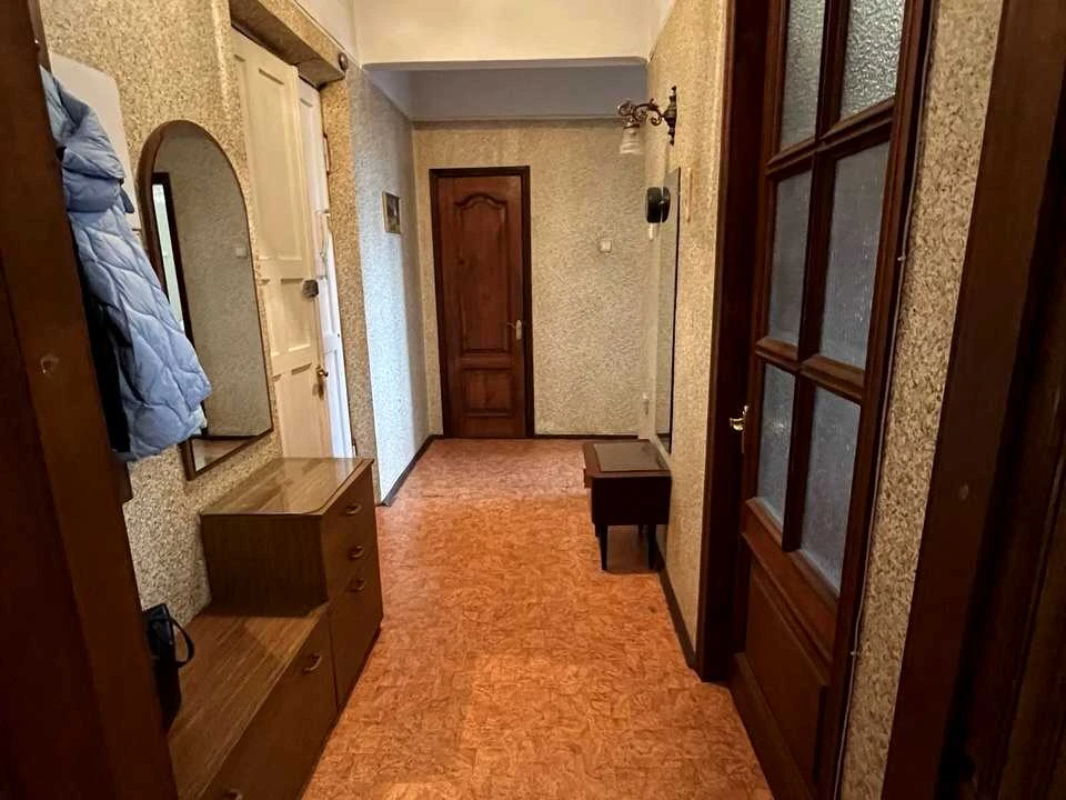 Квартира. Харків, Павлівський майдан пл. (Рози Люксембург ма