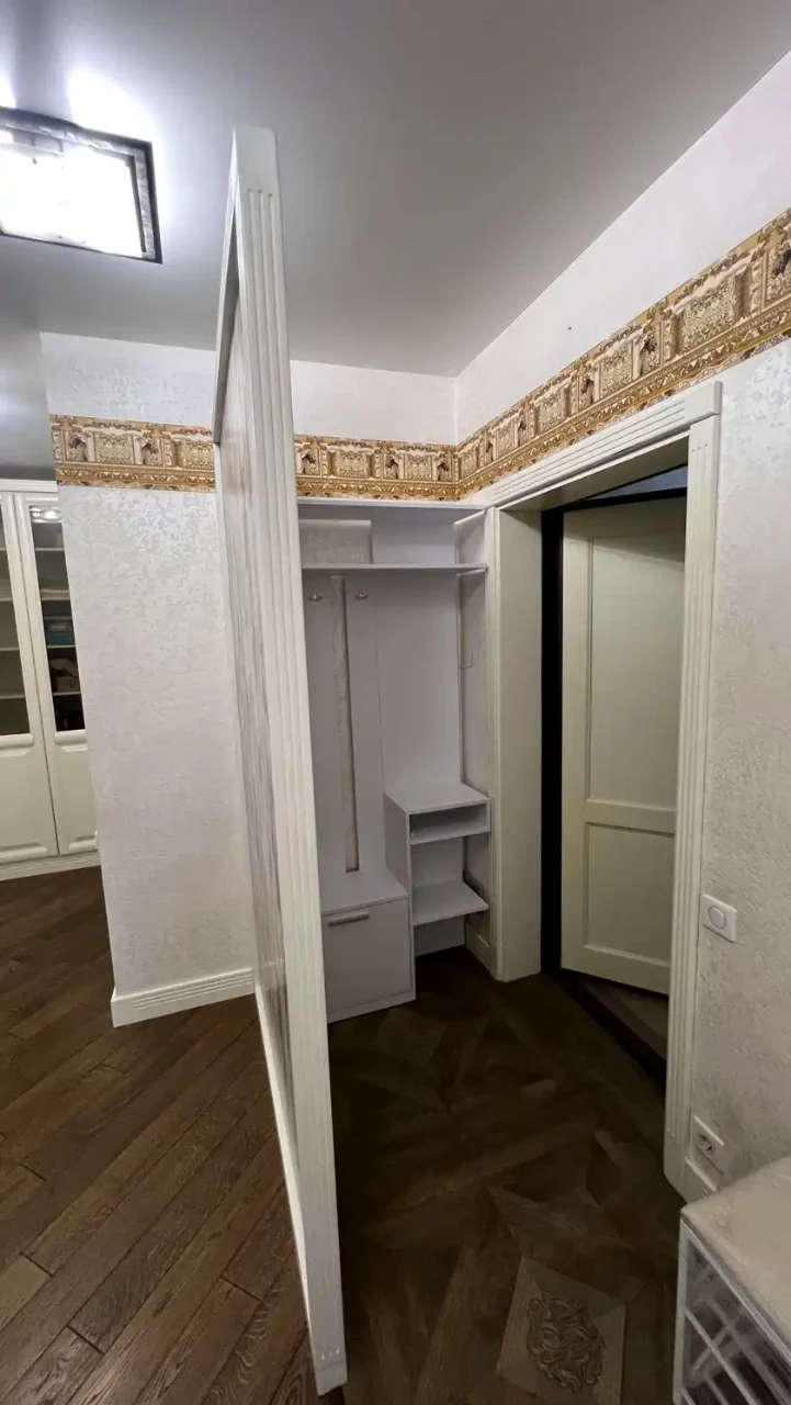 Продаж квартири 2-кімн. 78 м² 25/26 пов.