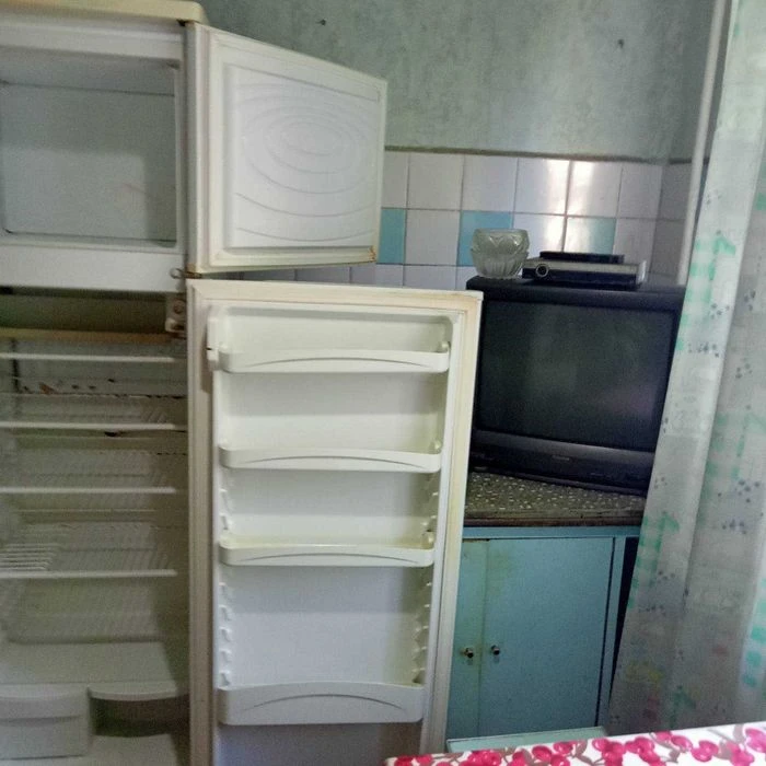 Продажа  Терміново 2-х кімнатной квартири пр Леоніда Каденюк