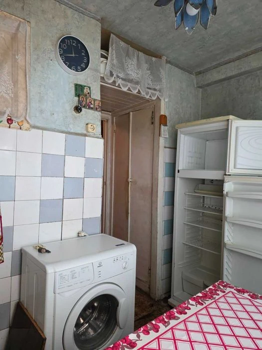 Продажа  Терміново 2-х кімнатной квартири пр Леоніда Каденюк