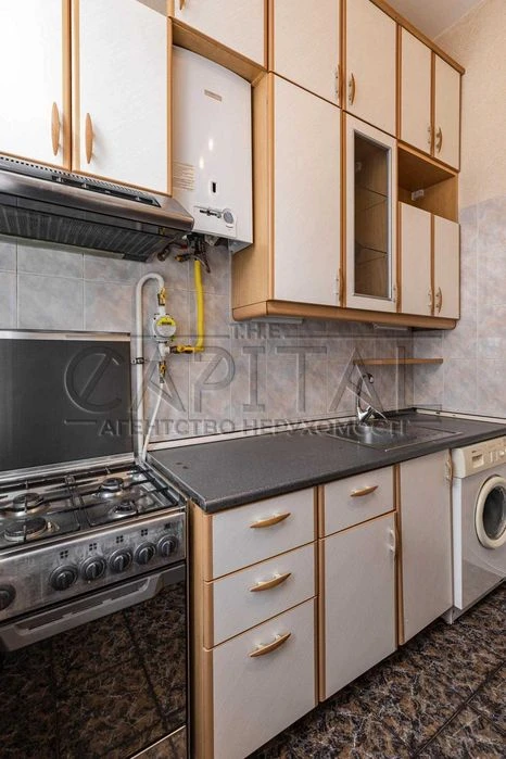 Продаж / Квартира / Шевченківський район / вул. Прорізна, 21
