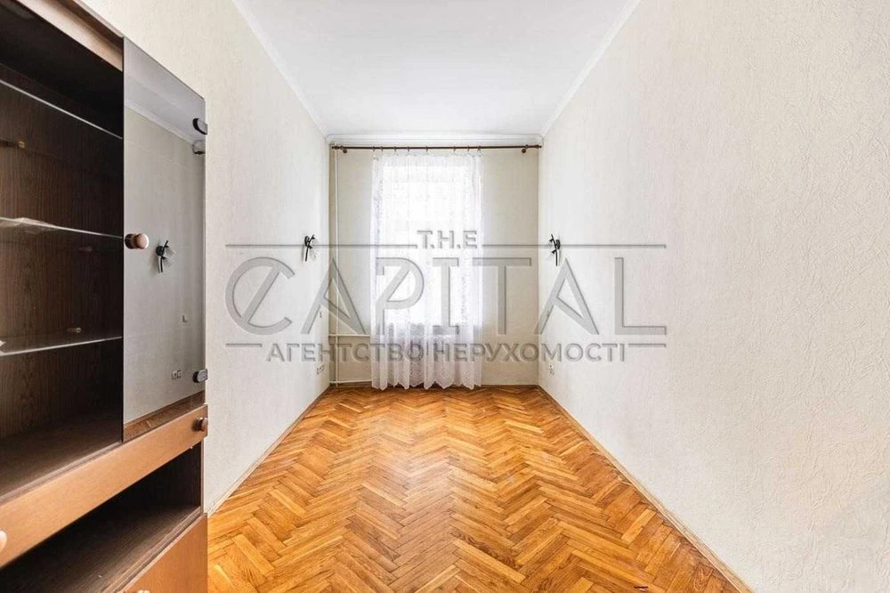 Продаж / Квартира / Шевченківський район / вул. Прорізна, 21
