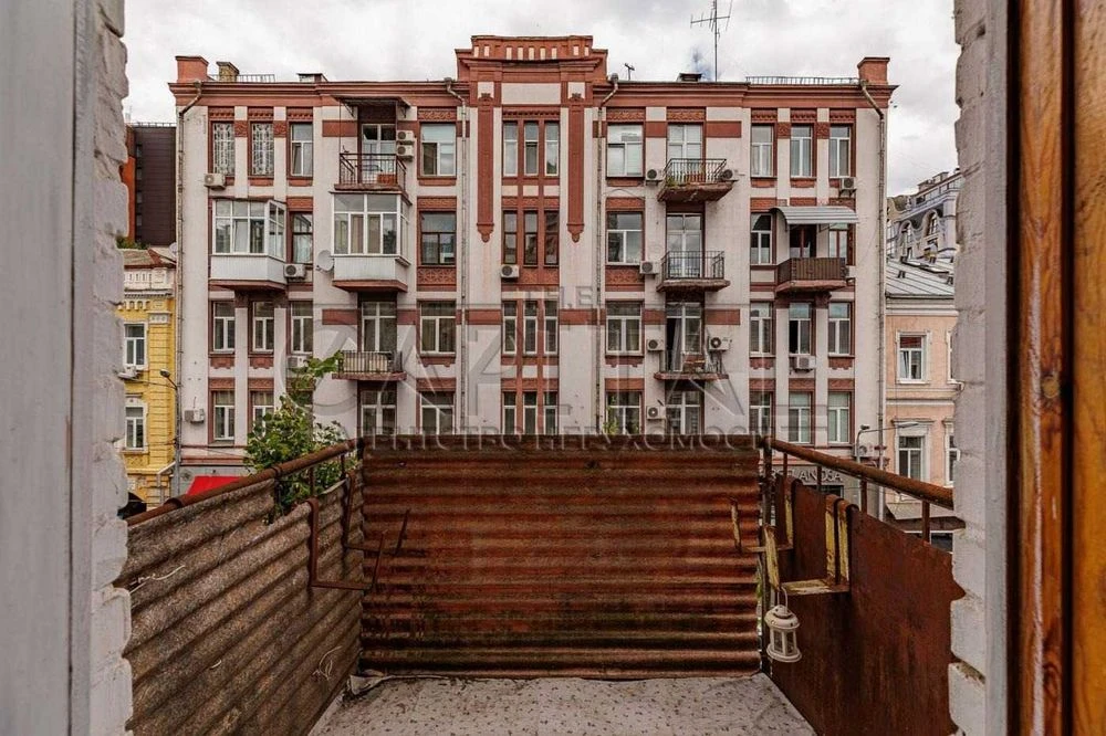 Продаж / Квартира / Шевченківський район / вул. Прорізна, 21