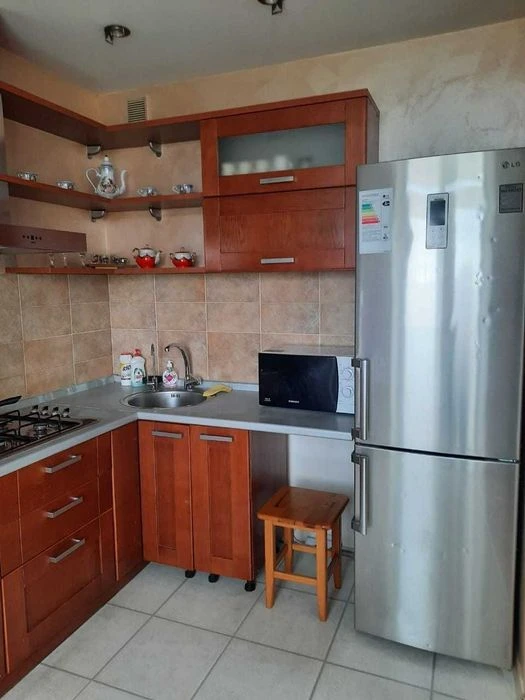 Продам 2к квартиру Дмитрия Яворницкого пр. 100