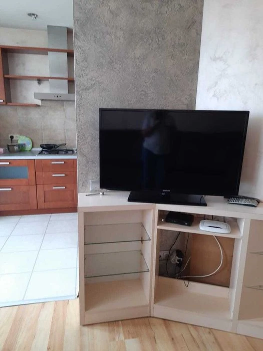 Продам 2к квартиру Дмитрия Яворницкого пр. 100
