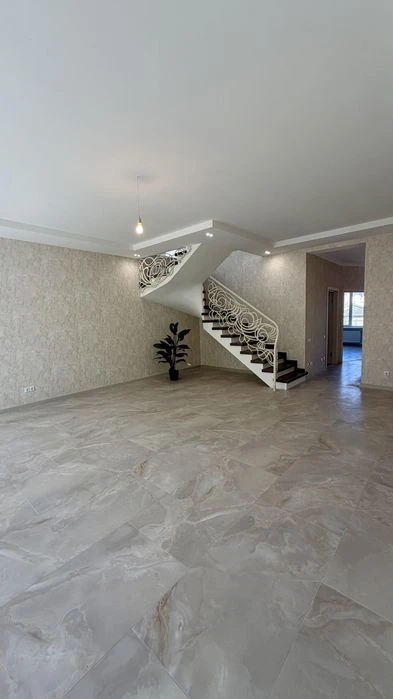 Новый ДОМ, 16 ст.Б.Фонтана, 4 сот, 150м²