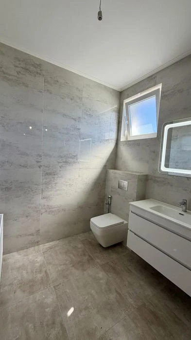 Новый ДОМ, 16 ст.Б.Фонтана, 4 сот, 150м²