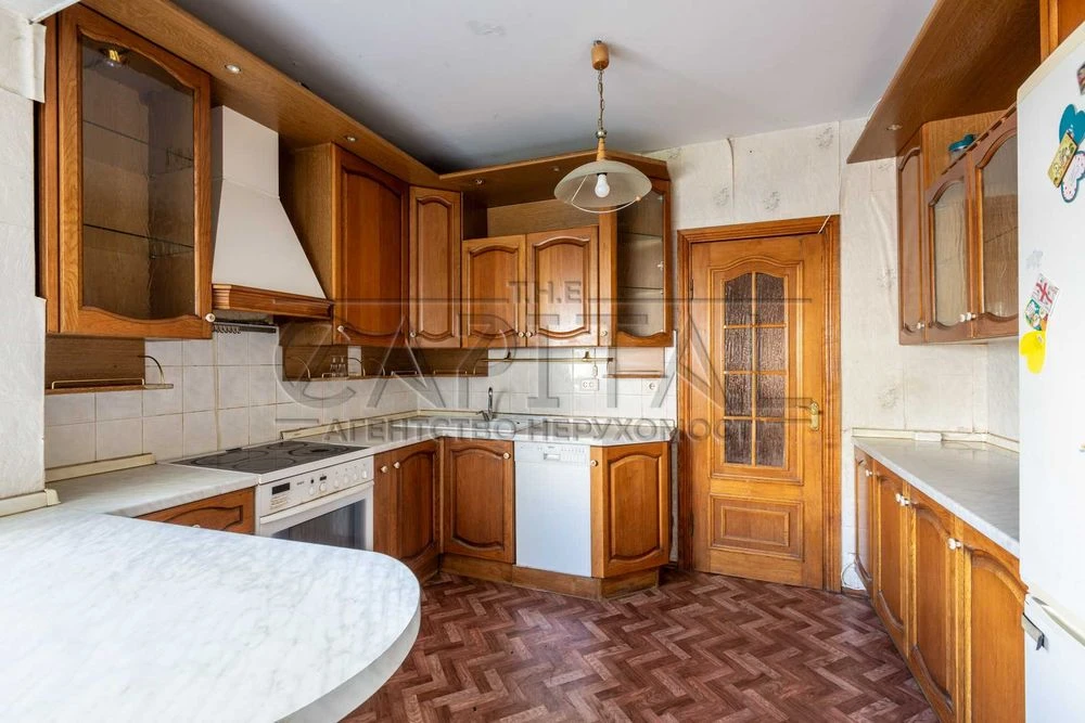 urgent sale of 3-room apartment, super price