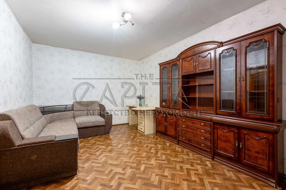 urgent sale of 3-room apartment, super price