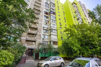 urgent sale of 3-room apartment, super price