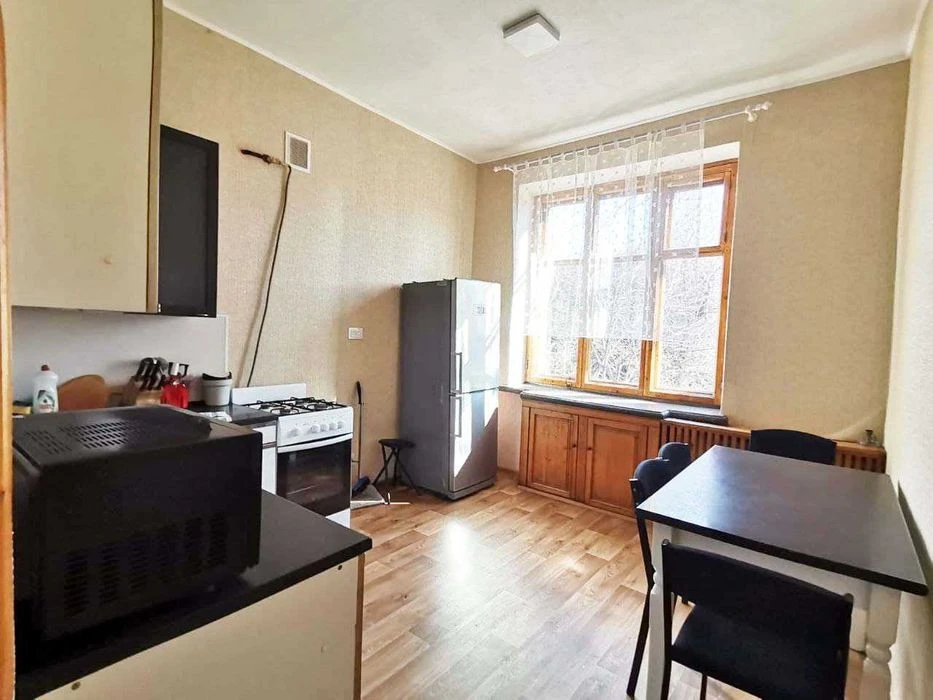 Продаж 3 кімнатної квартири в районі Бульвара Шевченко