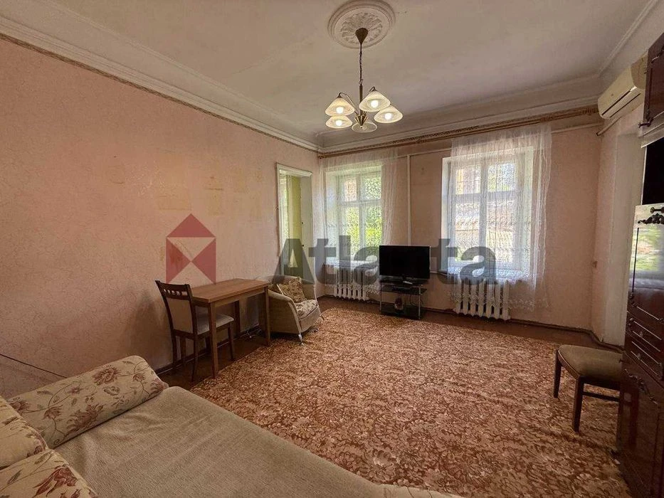 Продам 1-комнатную квартиру, 36 м², 2 этаж, АХО, ул. Среди