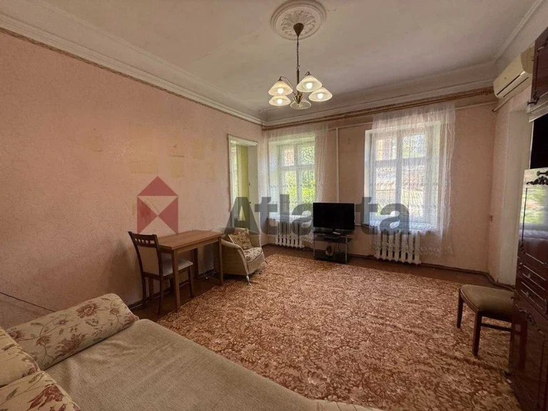 Продам 1-комнатную квартиру, 36 м², 2 этаж, АХО, ул. Среди
