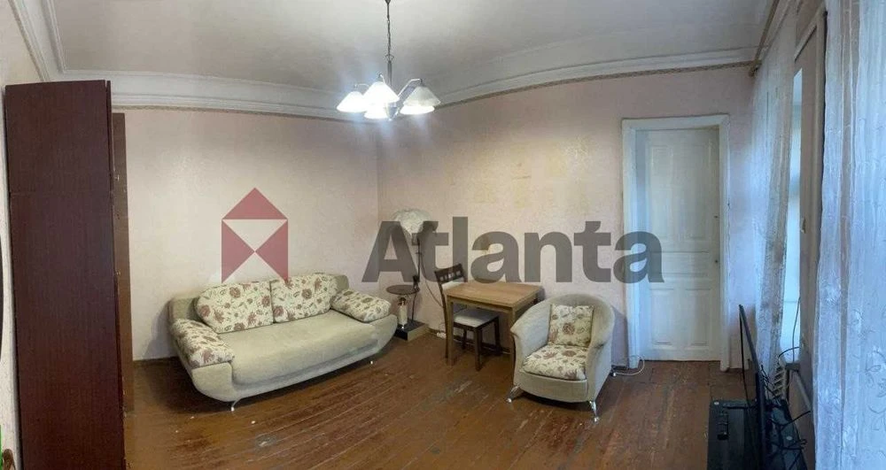 Продам 1-комнатную квартиру, 36 м², 2 этаж, АХО, ул. Среди