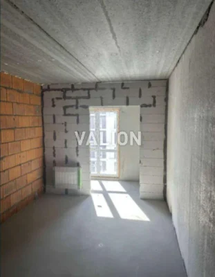 Продаж 2-к квартири вул. Михайла Максимовича 24