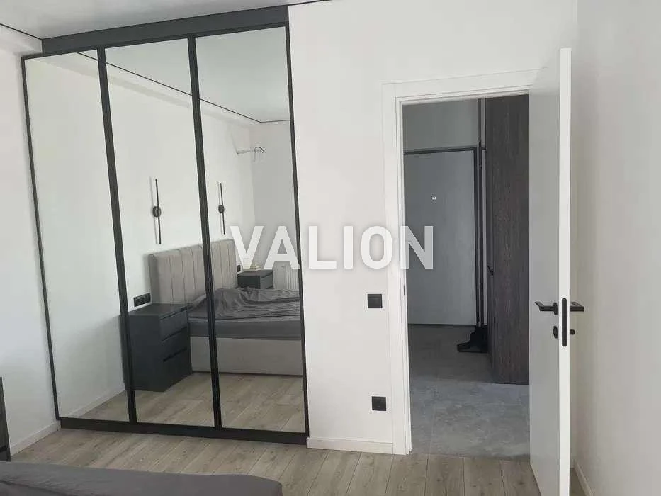 Продаж 2-к квартири вул. Михайла Максимовича 24в