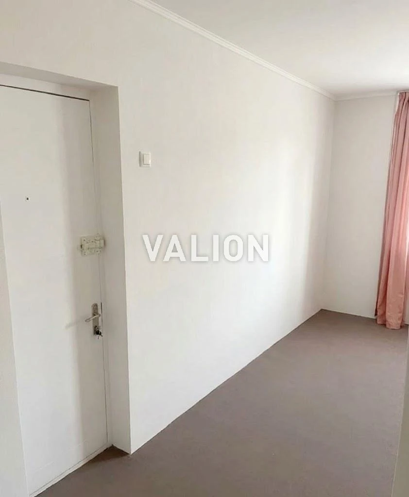 Продаж 2-к квартира 51.1 м² із погребом та газом. метро Вокз