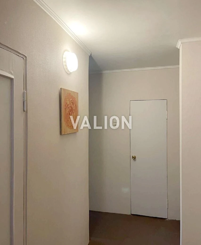 Продаж 2-к квартира 51.1 м² із погребом та газом. метро Вокз