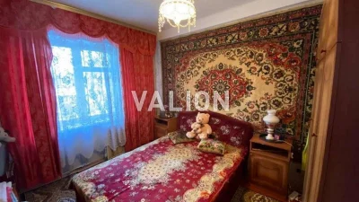 Продаж 3-к квартири вул. Зодчих 34