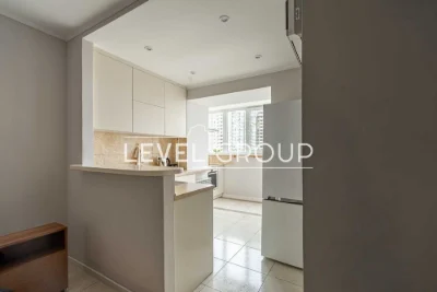 Sale of a 3-room apartment with high-quality renovation 83.3m, D street