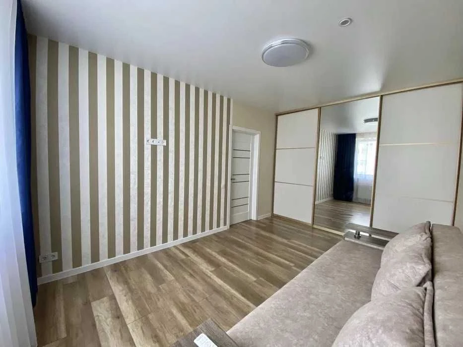 Продам 1 к. квартиру ЖК Мира-3 метро Индустриальная ХТЗ Е-Ос