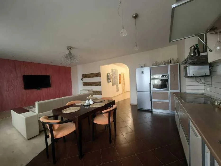 Продам 3 к. квартиру 115 м2 ЖК Гагарина Аэрокосмический метр