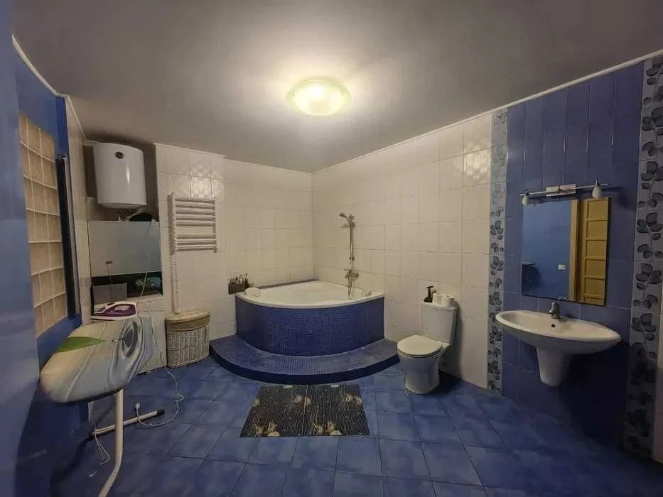 Продам 3 к. квартиру 115 м2 ЖК Гагарина Аэрокосмический метр