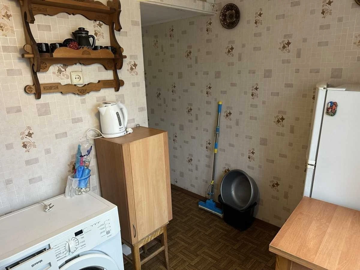Продаж 2-кімнатної квартири 46 м², Волинська вул., 31