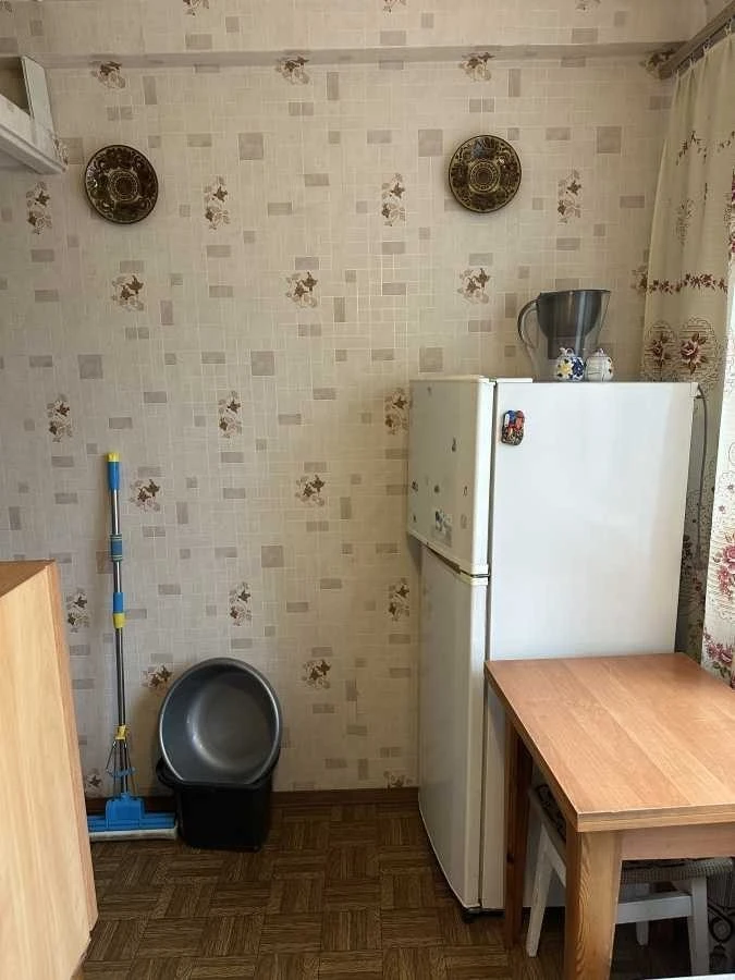 Продаж 2-кімнатної квартири 46 м², Волинська вул., 31