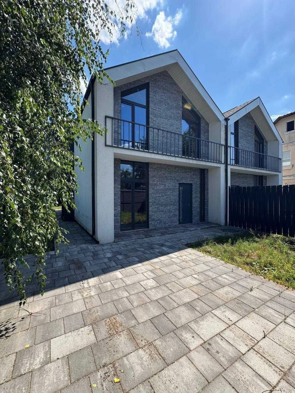 Продам якісний будинок в Києві | 165 м2 | 3 сотки | газ і вл
