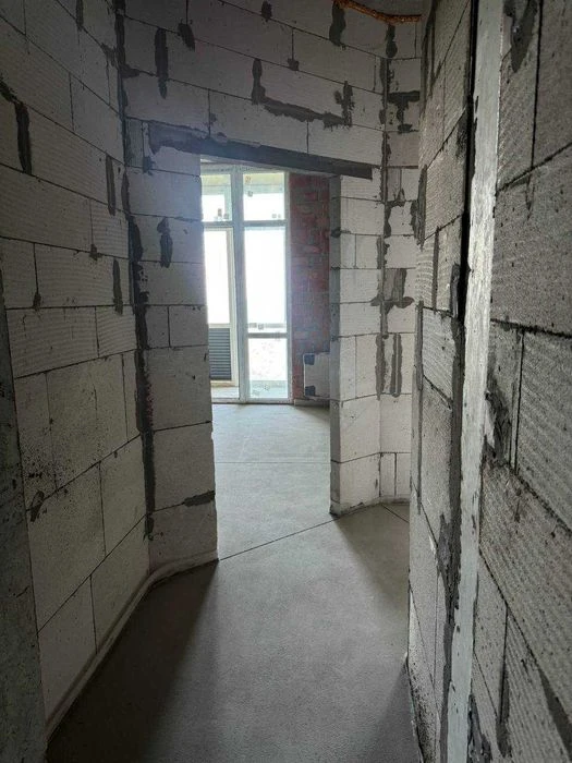 Видова 2-кімнатна квартира 77 м² на проспекті Шевченка. Прям