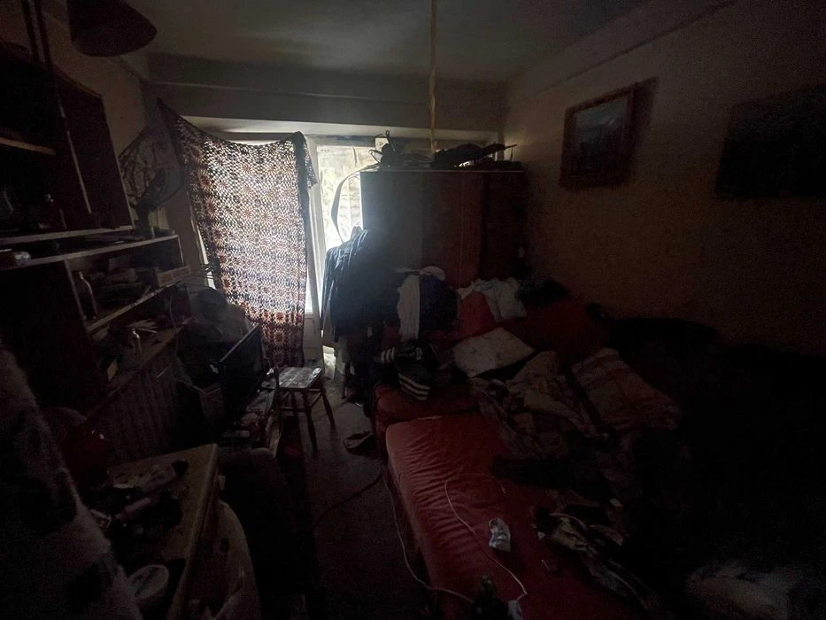 Продам 3к Велика Васильківська 131, цегла, метро Либідська