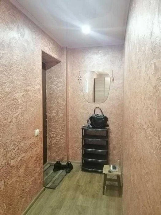 Продам 1 комн.квартиру на Одесской возле с/м Рост