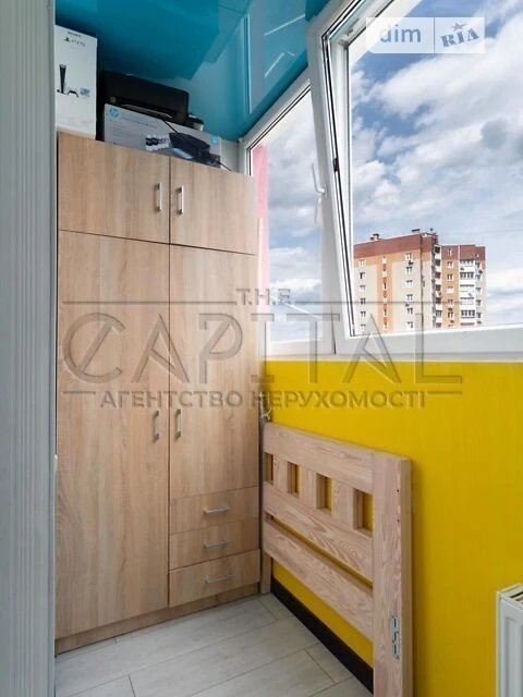 For sale 2-room apartment 50 sq. m. on Dragomanova Street 2 • ID 34698
