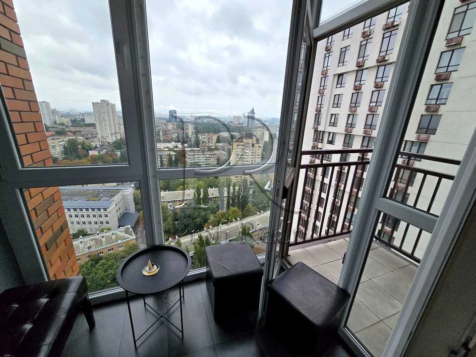 Квартира. Київ, Солом'янська вул.