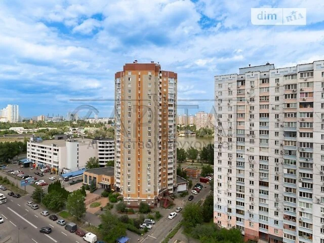 For sale 2-room apartment 50 sq. m. on Dragomanova Street 2 • ID 34698